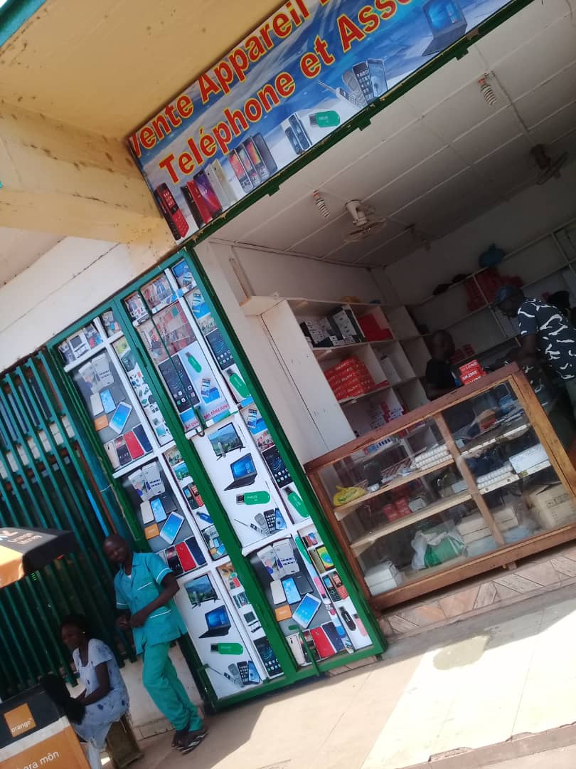 Vente des appareils téléphoniques