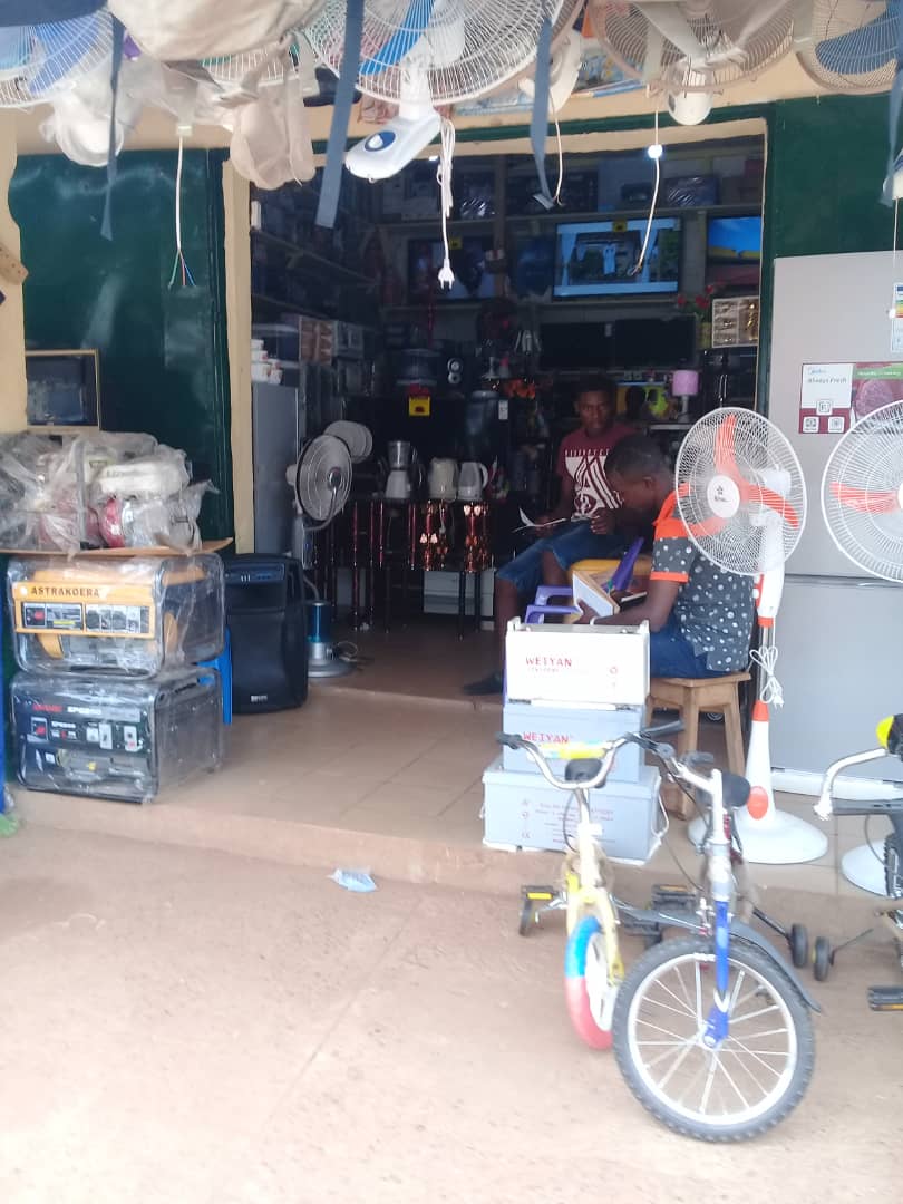 Vente de groupes électroniques