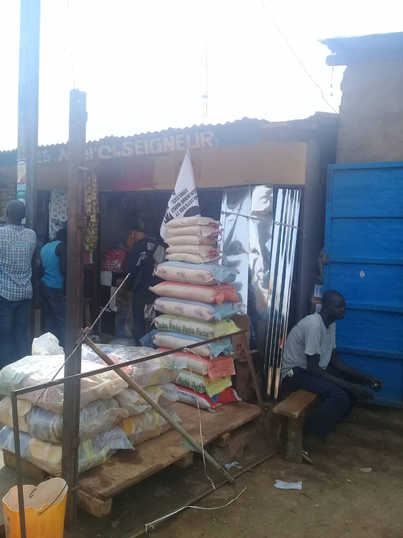 Commerce général, Vente de produits alimentaires