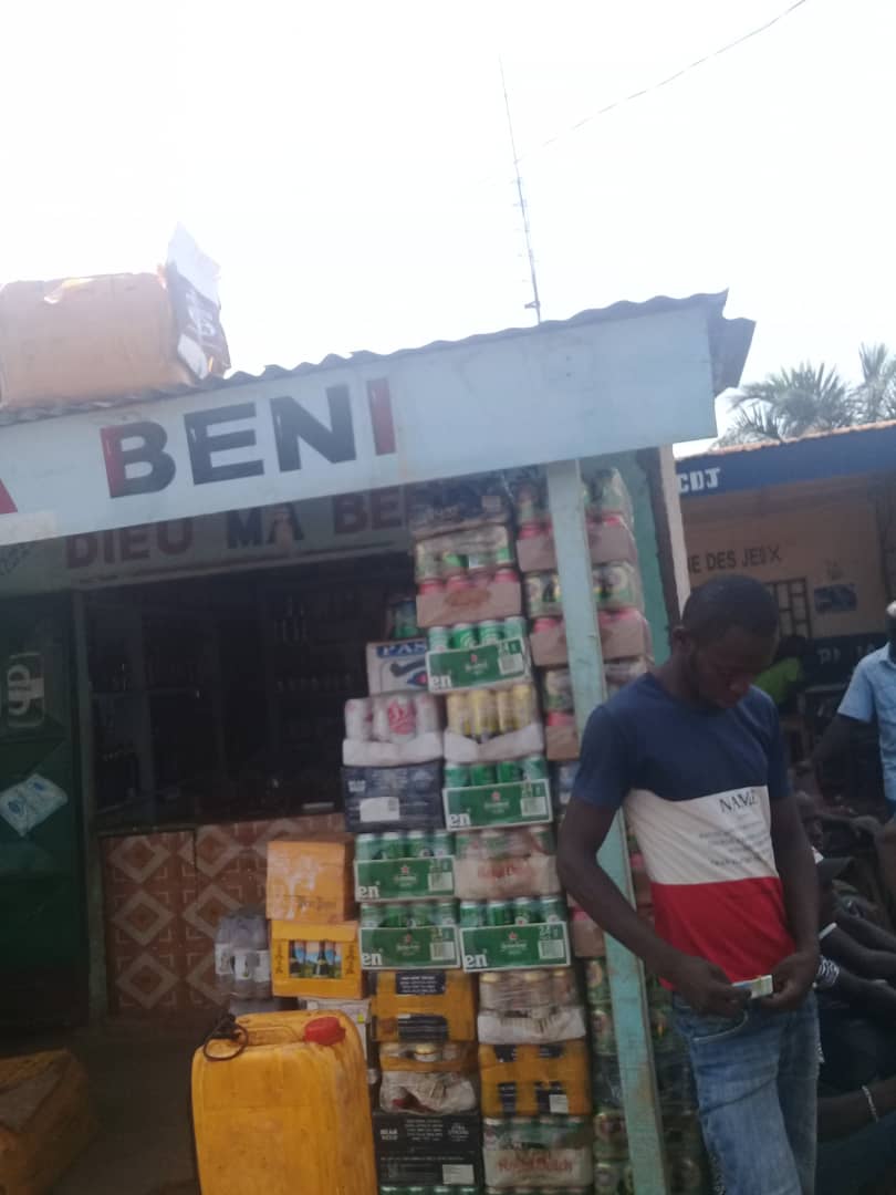 Vente de bières étrangères et divers