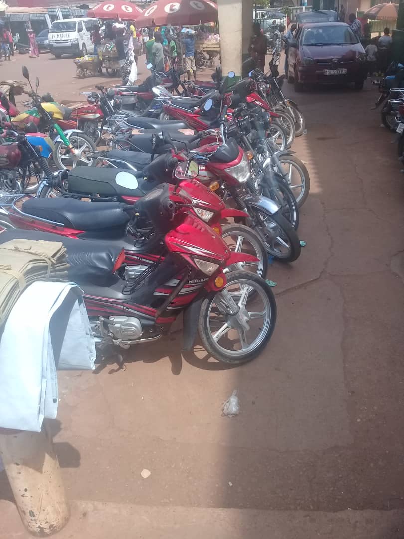 Vente des Motos et pièces détachées