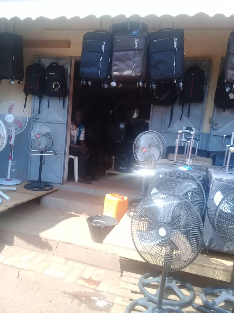 Vente de ventilateurs et autres