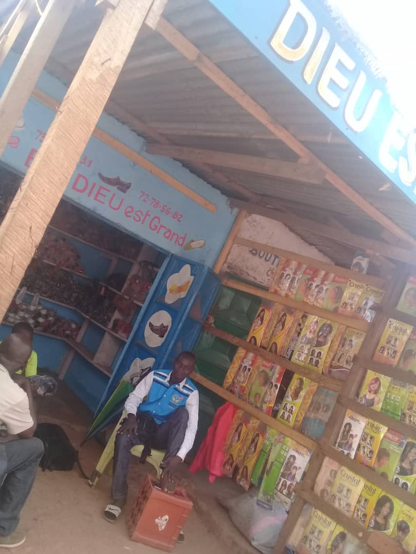 Vente des mèches et autres