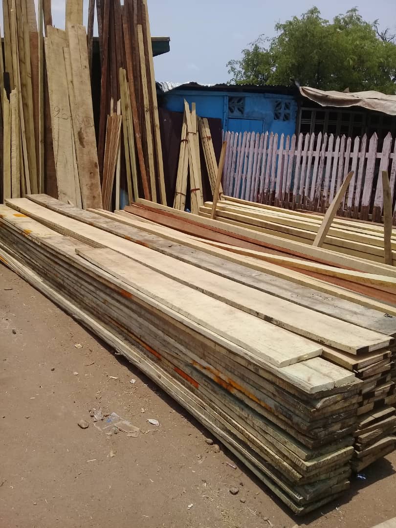 Vente des planches et bois