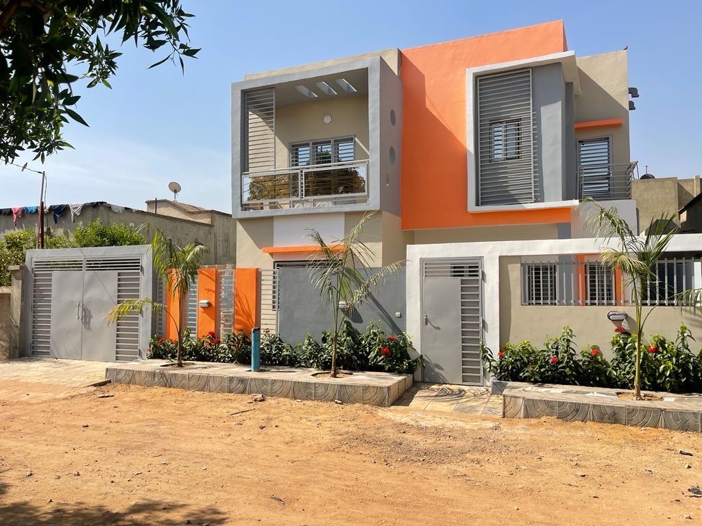 entreprise AKDR Mali commerce général immobilier vente achat location partenariat