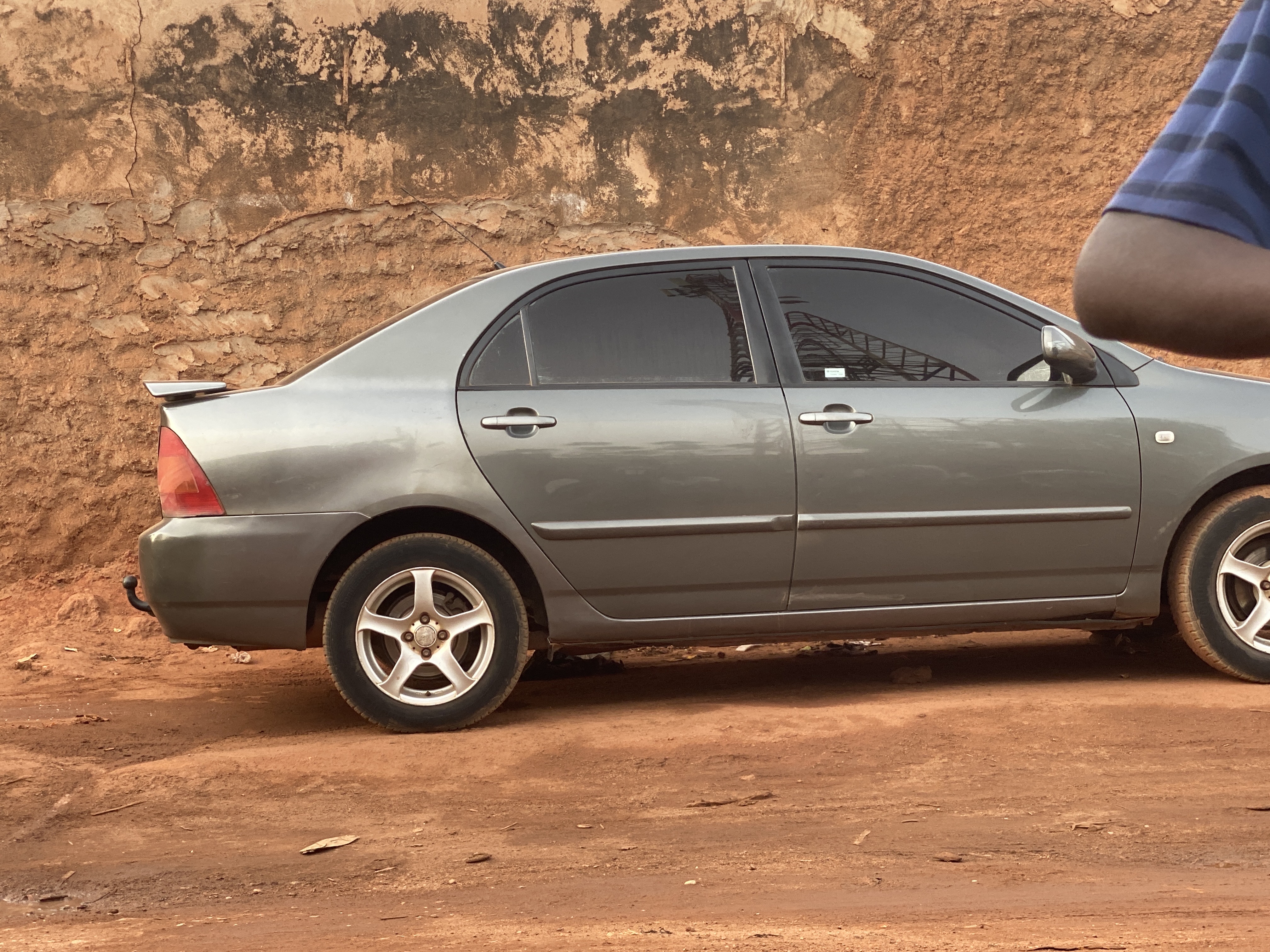 entreprise AKDR Mali commerce général automobile vente achat location partenariat