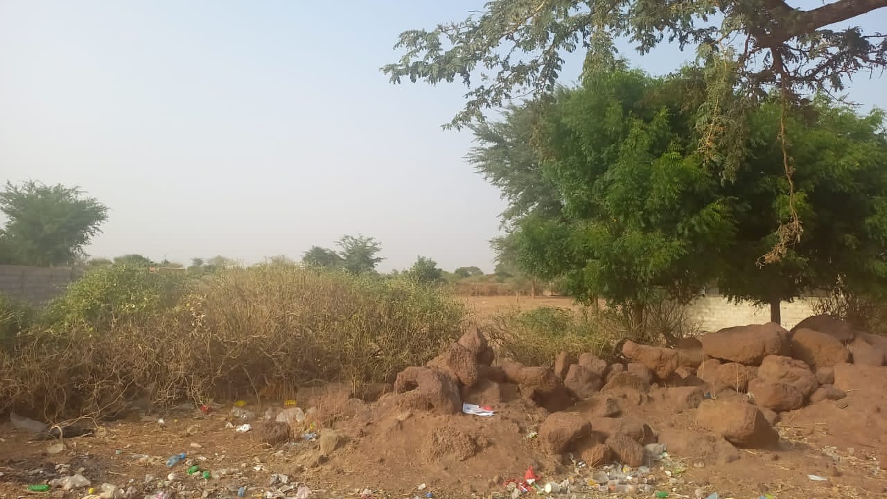 Terrain de 2600 mètres carrés délibération à Ndiourokh