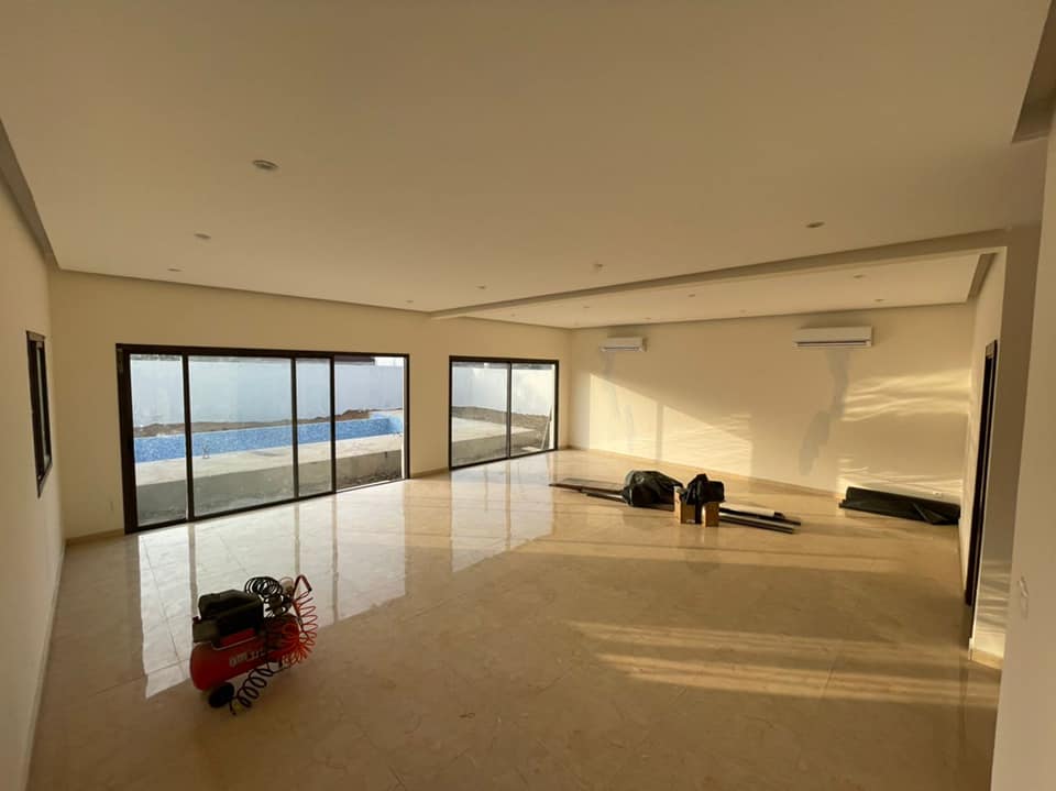 Route de Bassam opération Atlantide III (SIPIM-BATIM vente neuf duplex