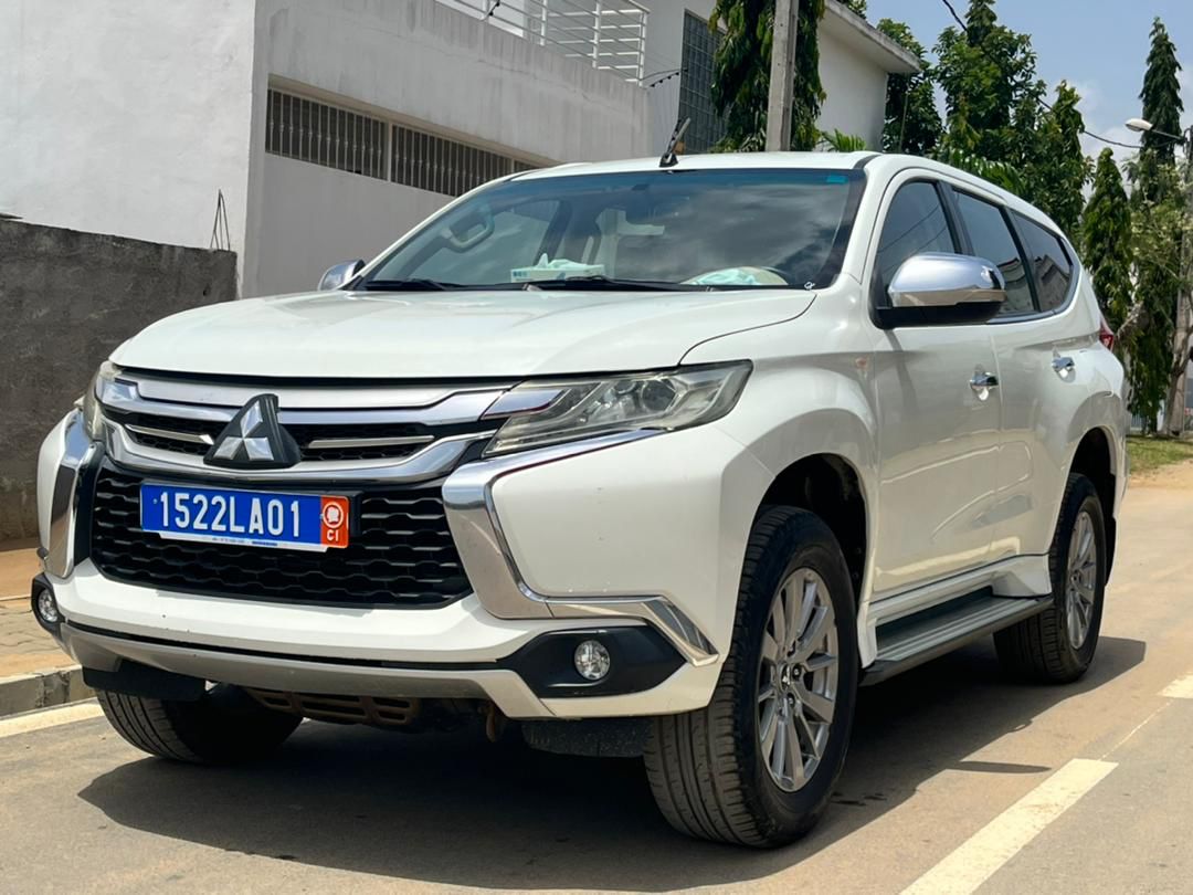 Mitsubishi Pajero sport