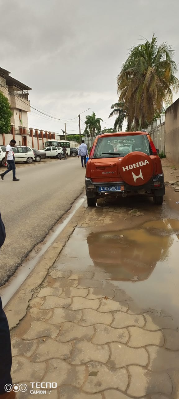 Terrain commercial au Vallons