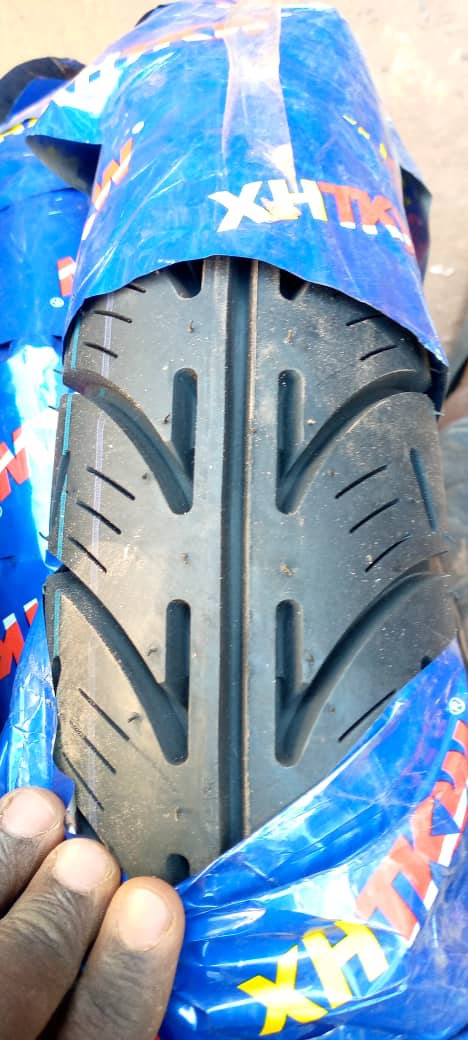 pneus toutes marques