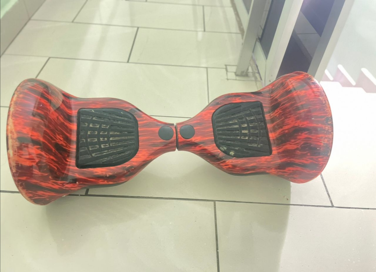 Hoverboard Quasi neuf
