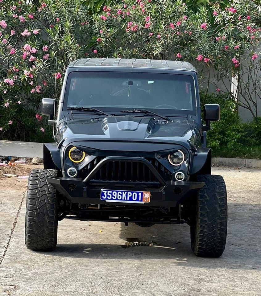 JEEP WRANGLER UNLIMITED SAHARA 2017