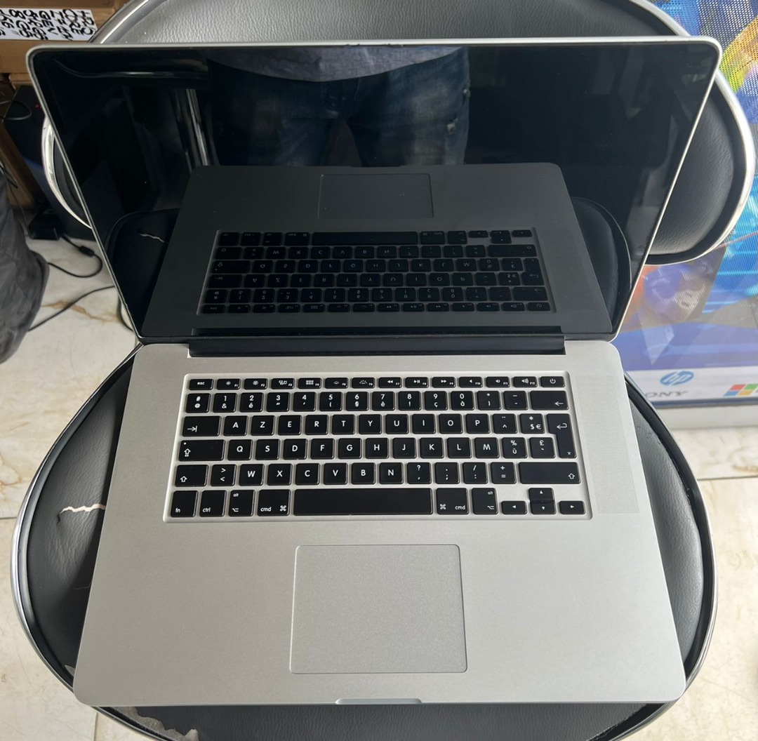pc MacBook Pro core i7