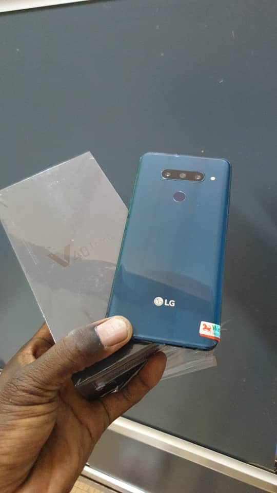 LG V40 Thinq / 2sim LG V40 Thinq / 2sim