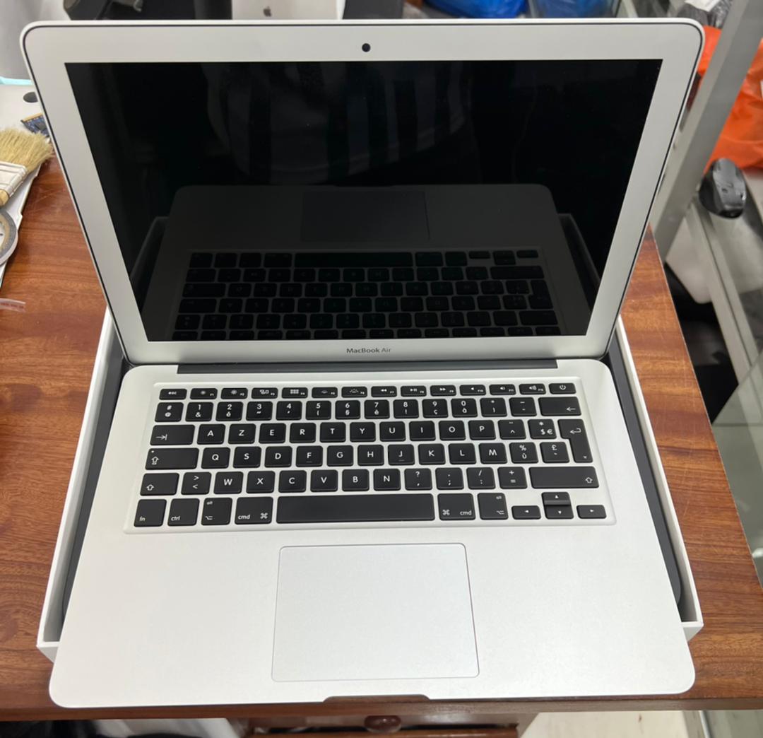 PC MacBook air 13.3 pouce 2017 core i5