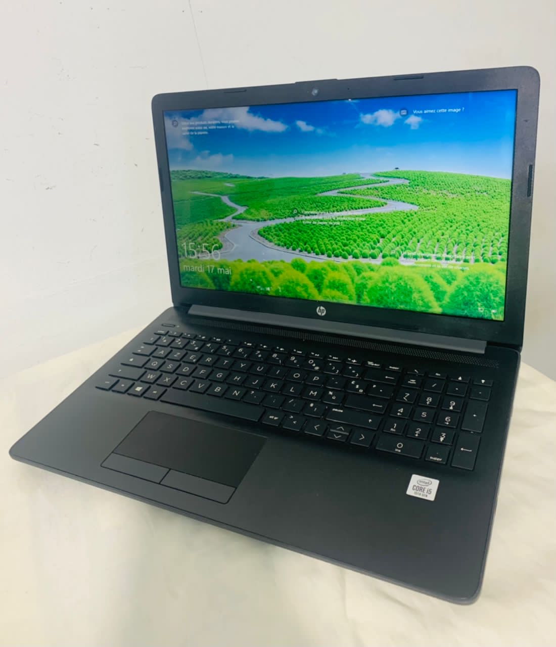 HP LAPTOP 15 ~ INTEL CORE i5-10e Gen |