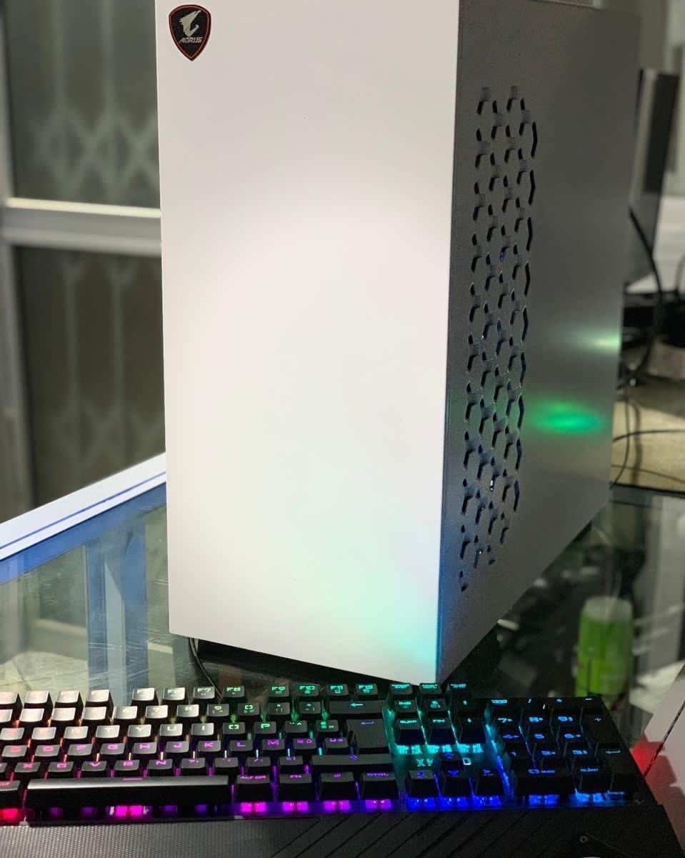 BUREAU GAMER TUF CORE RYZEN 7 / 3060 Ti