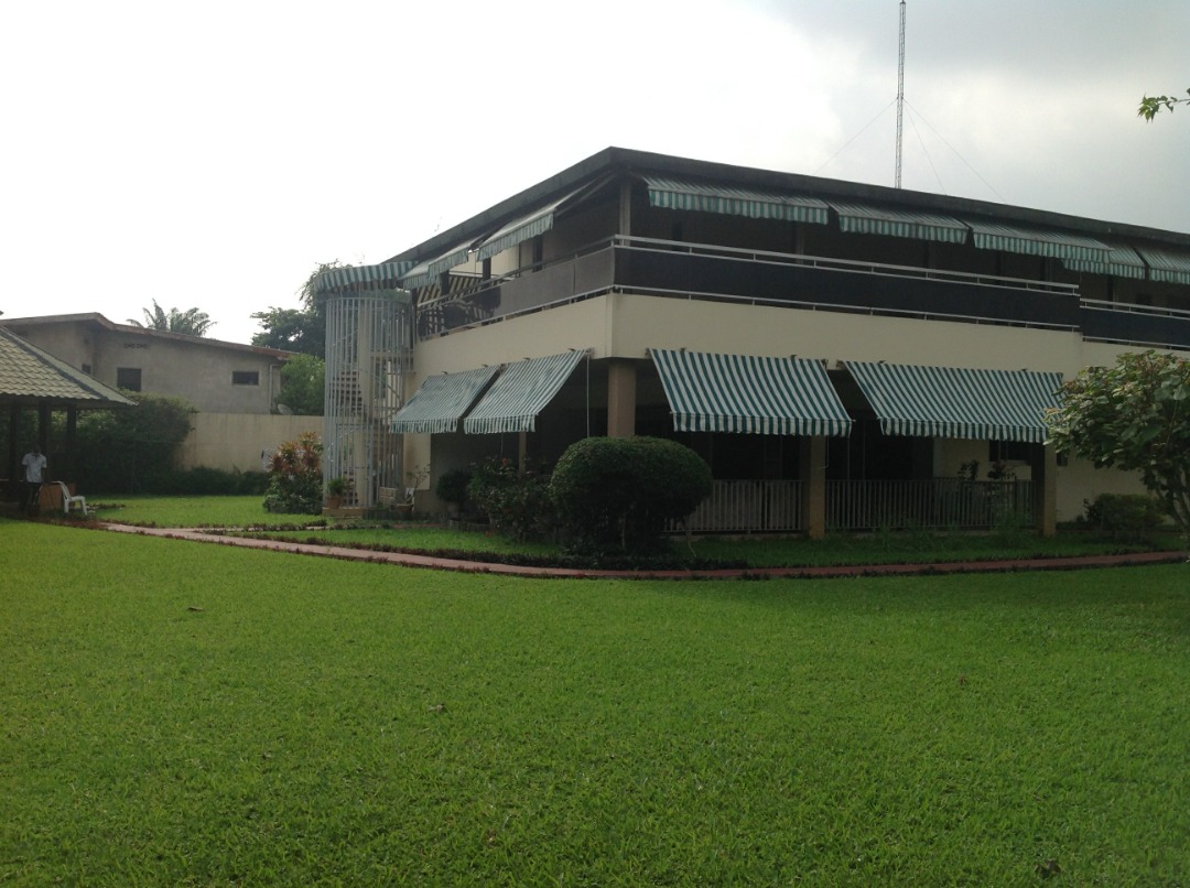 vente d'une grande villa Duplex aux 2plateaux vallons