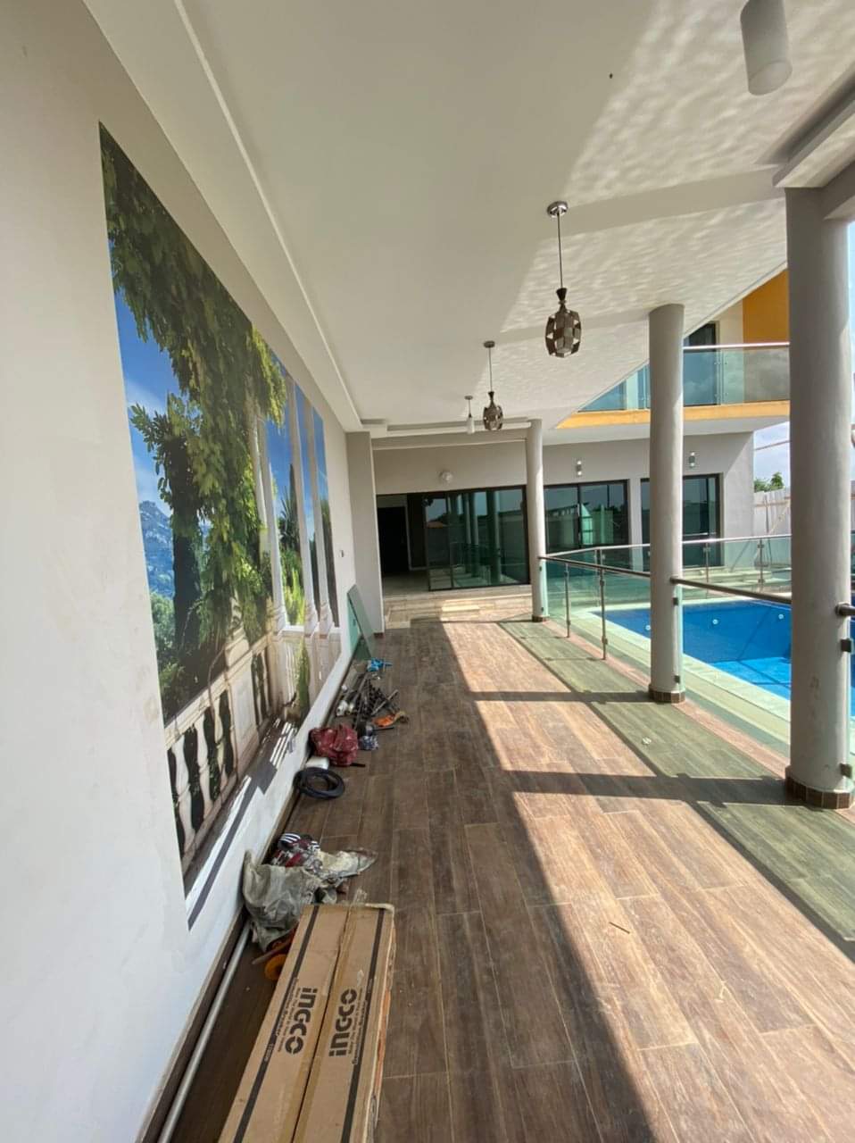 Duplex 7 pièces architecte moderne, piscine, jardin, garage en vente Riviéra golf beverhill