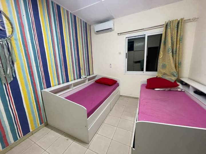 Cocody 2 plateaux perles : En vente une belle villa basse de type 6 pièces, jardin, garage