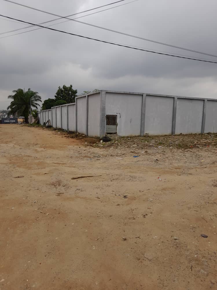 Bonoumin zone Abidjan mall : Terrain clôture 1200m2 ACD en vente Bonoumin zone Abidjan mall : Terrain clôture 1200m2 ACD en vente