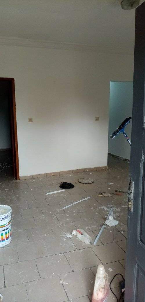 Joli appartement de type 2 pièces, 2dwc au 1er, balcon cocody angre 9ème tranche Joli appartement de type 2 pièces, 2dwc au 1er, balcon cocody angre 9ème tranche