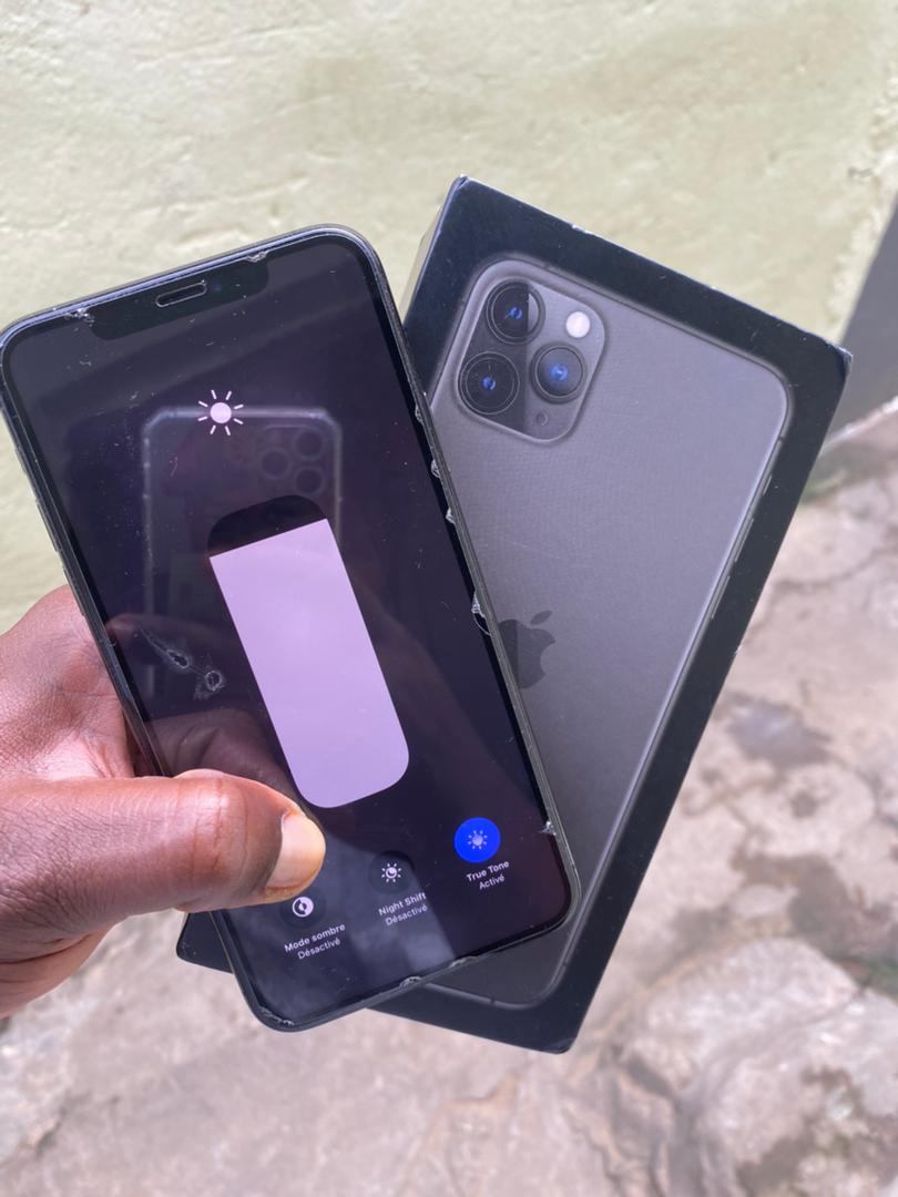 IPHONE 11 PRO MAX 64GB