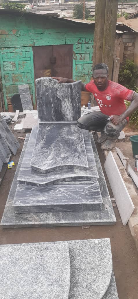 Pierretombaleaucameroun Pierretombaleaucameroun