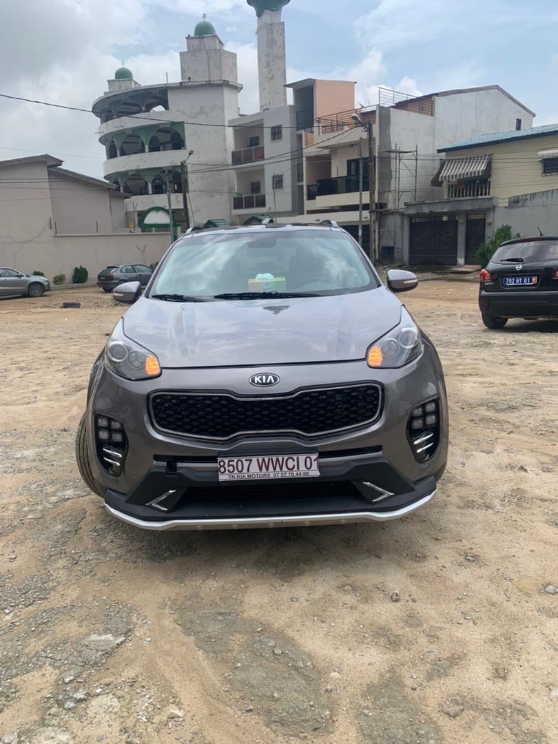 KIA SPORTAGE