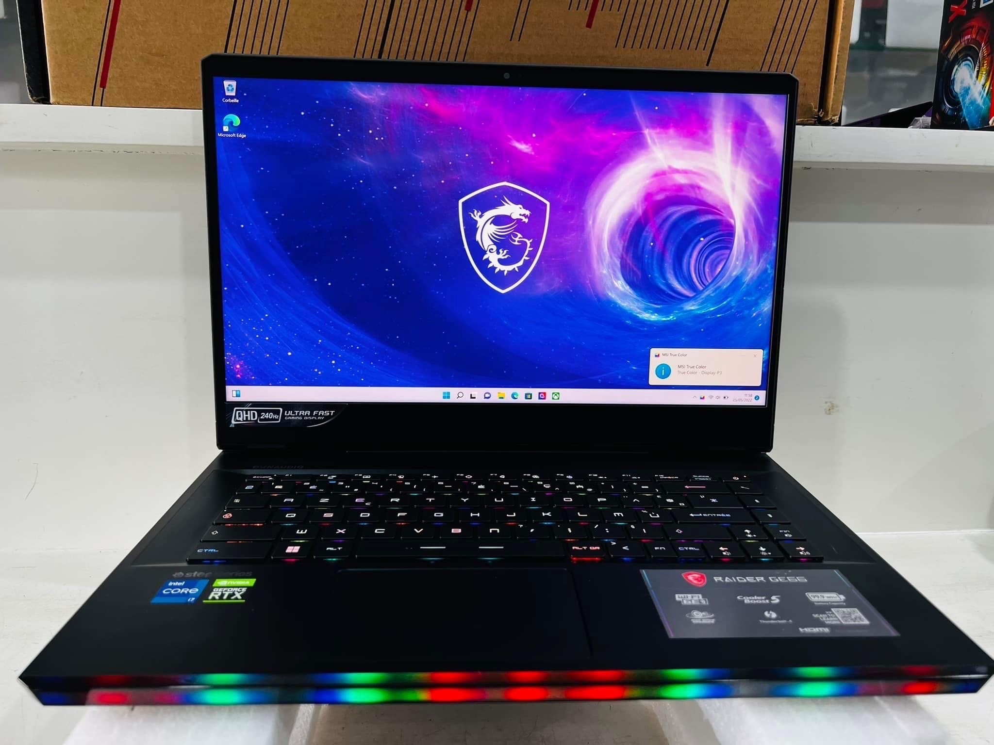 ORDINATEUR MSI RAIDER GE66 12UG CORE I7