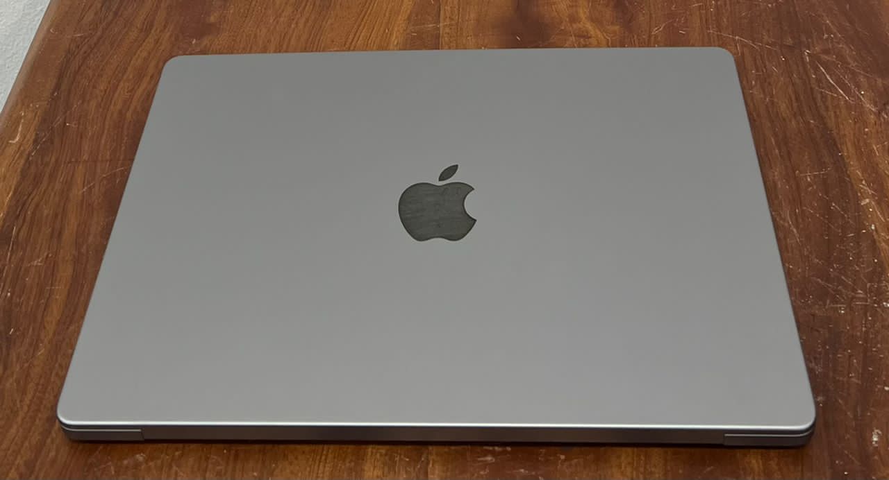 MACBOOK PRO M1 PRO MACBOOK PRO M1 PRO