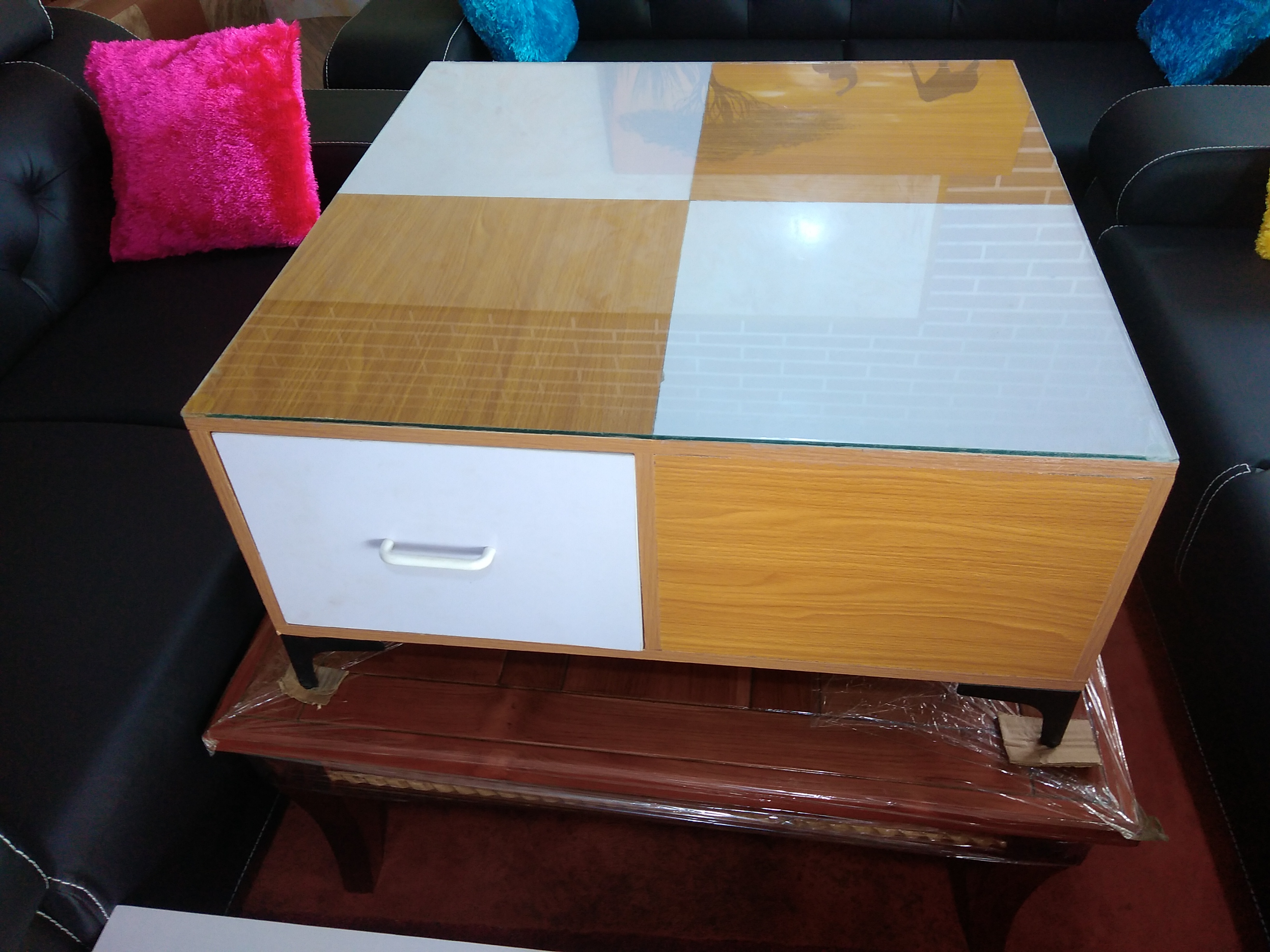 pose tele et guéridon