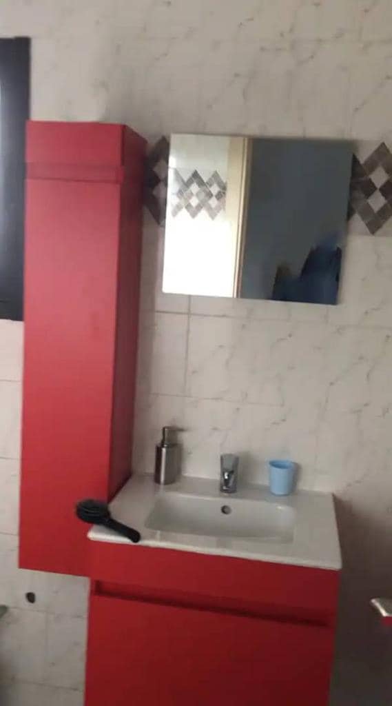 Une grande villa de 4 pièces avec piscine disponible à FEH KESSE nous mettons en location une villa