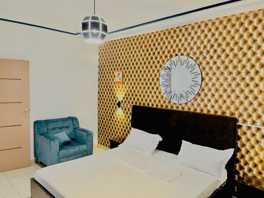 Appartement 3 Pièces Meublé Cocody Angré 8ème Tranche