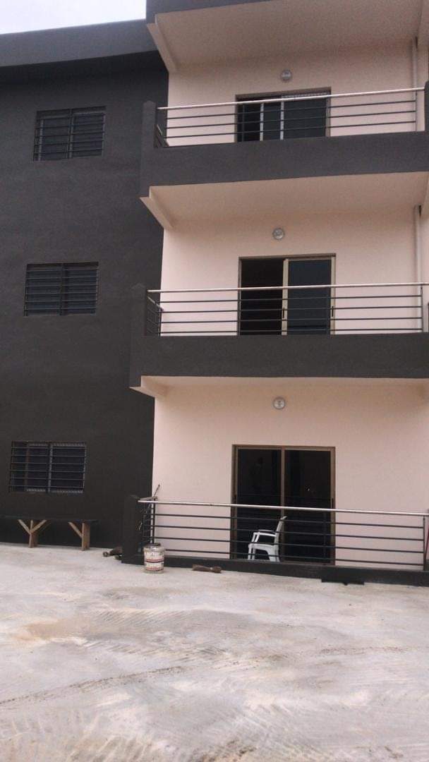 Appartement neuf de type 4 pièces bon standing, parking interne, baie vitrée à louer Riviéra Attoban Appartement neuf de type 4 pièces bon standing, parking interne, baie vitrée à louer Riviéra Attoban