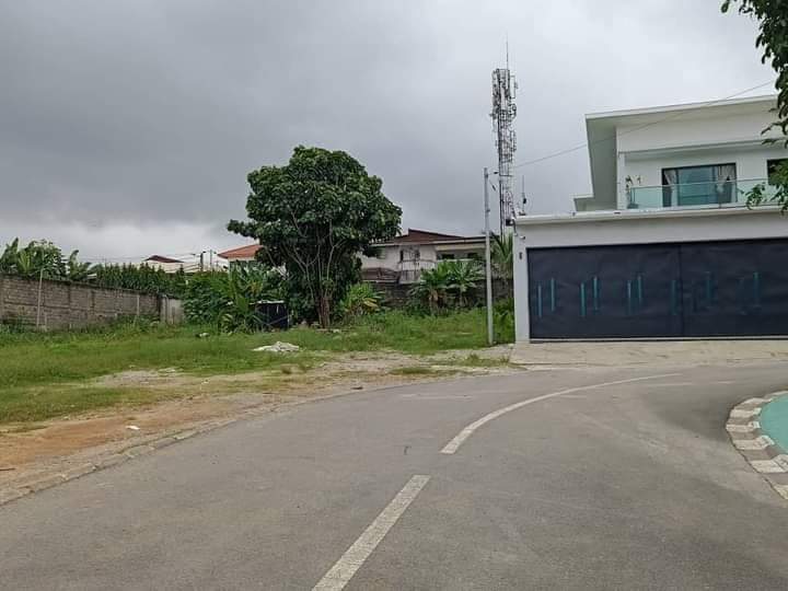 TERRAIN EN VENTE ABIDJAN COCODY RIVIERA 4 BazarAfrique Côte d’Ivoire