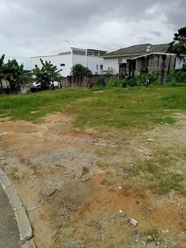 TERRAIN EN VENTE ABIDJAN COCODY RIVIERA 4 BazarAfrique Côte d’Ivoire