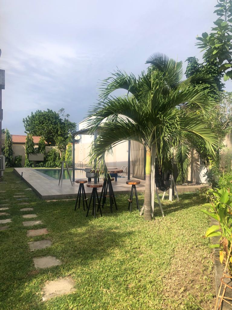 En vente Riviera 3 cité allabra1 , joli duplex de type 9 pièces piscine jardin, garage En vente Riviera 3 cité allabra1 , joli duplex de type 9 pièces piscine jardin, garage