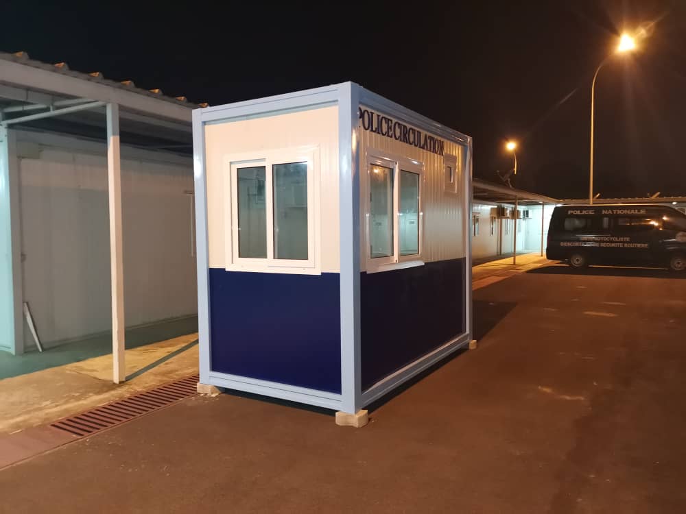 Cabine préfabriquée Cabine préfabriquée