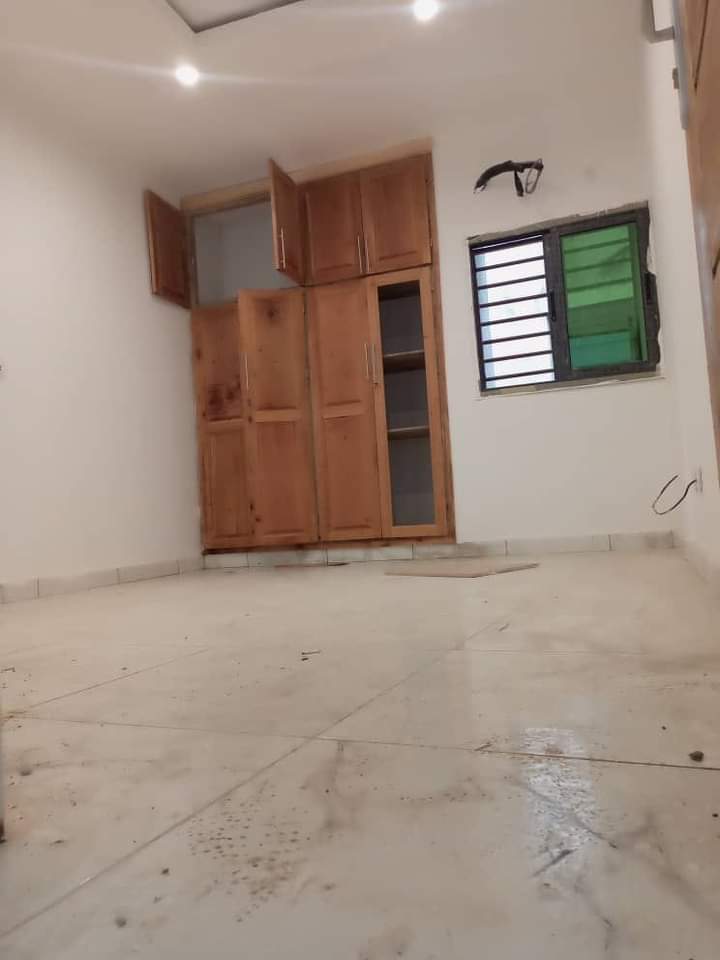 A LOUER APPARTEMENT DE 03 a 04 PIÈCES A ABIDJAN COCODY