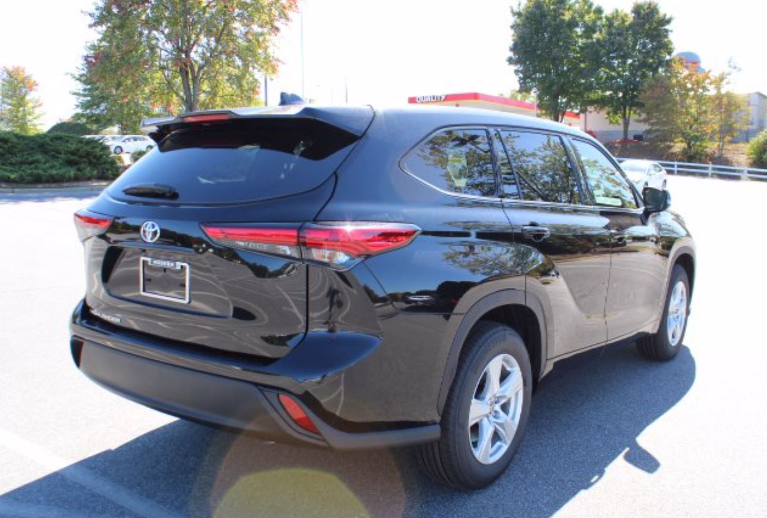 Used 2021 Toyota Highlander