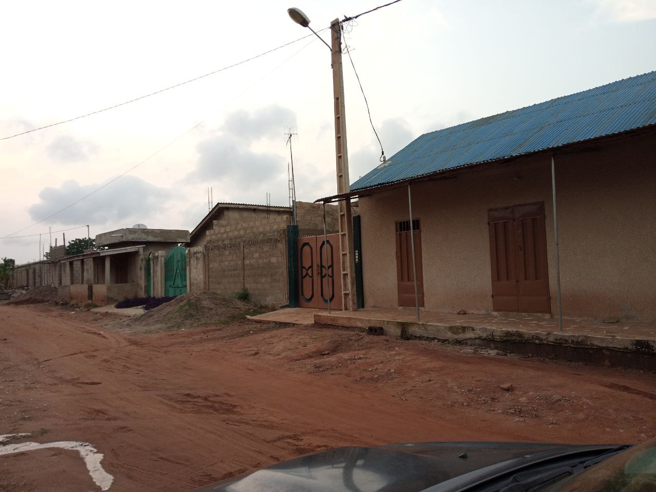 HÊVIÉ ALASSACOMÈ ABOMEY-CALAVI *OPPORTUNITÉS IMMOBILIÈRE HÊVIÉ ALASSACOMÈ ABOMEY-CALAVI *OPPORTUNITÉS IMMOBILIÈRE