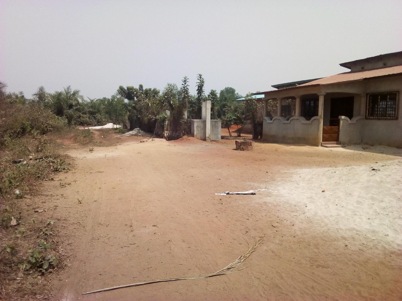 AUBAINE AU LYCÉE MEDJI SÉKOU DU NOUVEAU SITE INDUSTRIELL DE GLO-DJIGBÉ* AUBAINE AU LYCÉE MEDJI SÉKOU DU NOUVEAU SITE INDUSTRIELL DE GLO-DJIGBÉ*