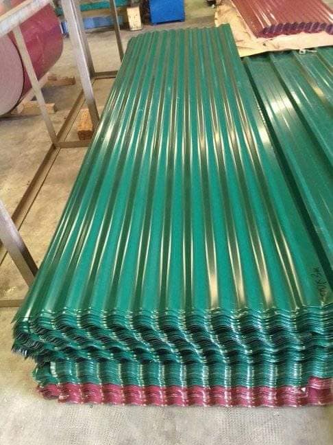 commerce des tôles et des accessoires