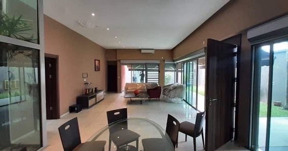 VILLA HAUT STANDING 6 PIÈCES: Deux plateaux