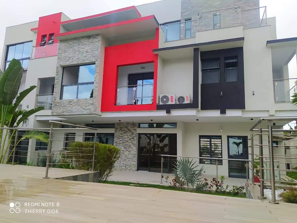 2 plateaux vallon, duplex 11 pièces haut standing, piscine, jardin, garage