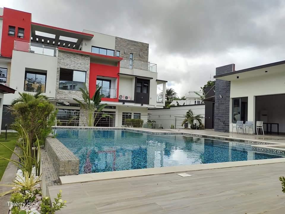 2 plateaux vallon, duplex 11 pièces haut standing, piscine, jardin, garage