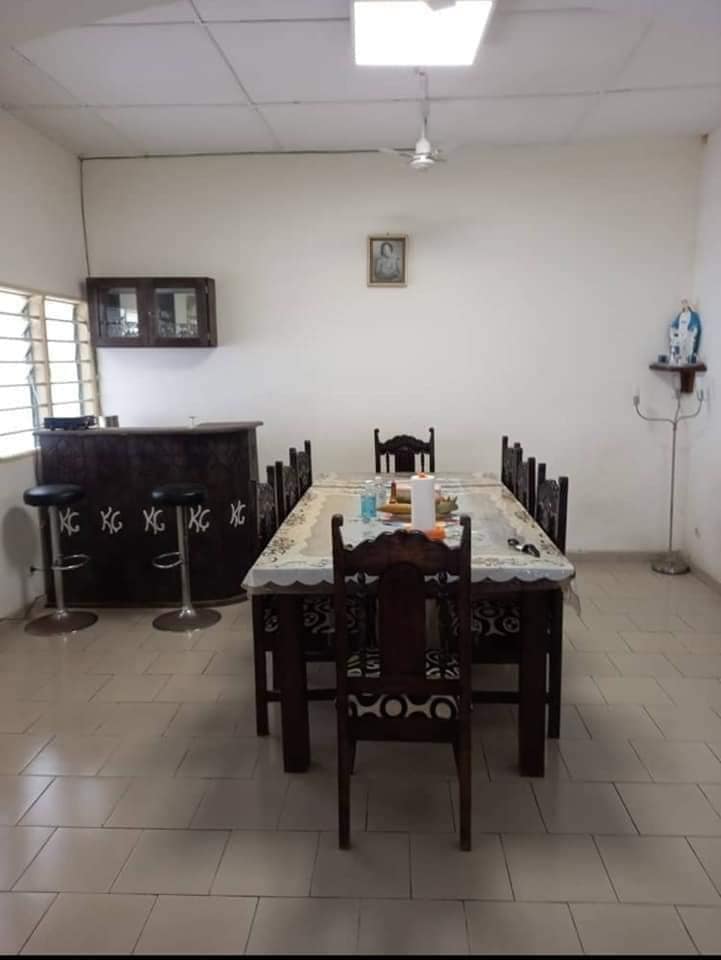 VENTE DE TERRAIN ET MAISON