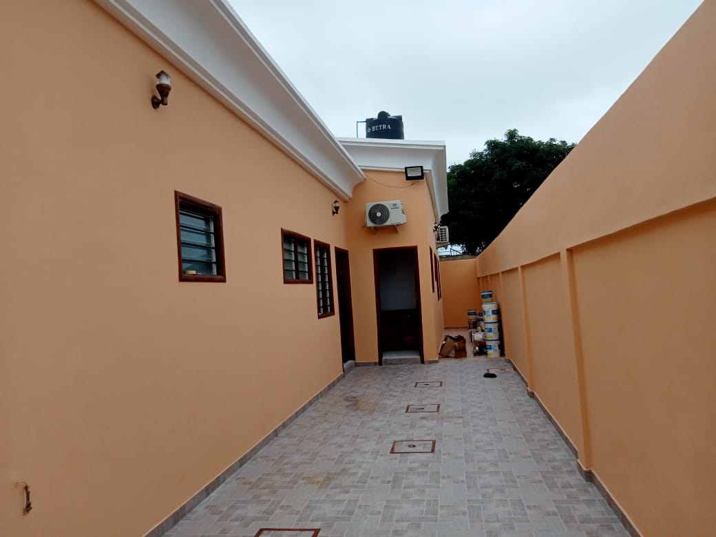 Villa basse neuve composée d'un F3 + un F2 à 100m des pavés Agla Hlazounto